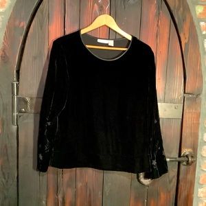 J.Jill Black velvet long sleeve top cut out detail